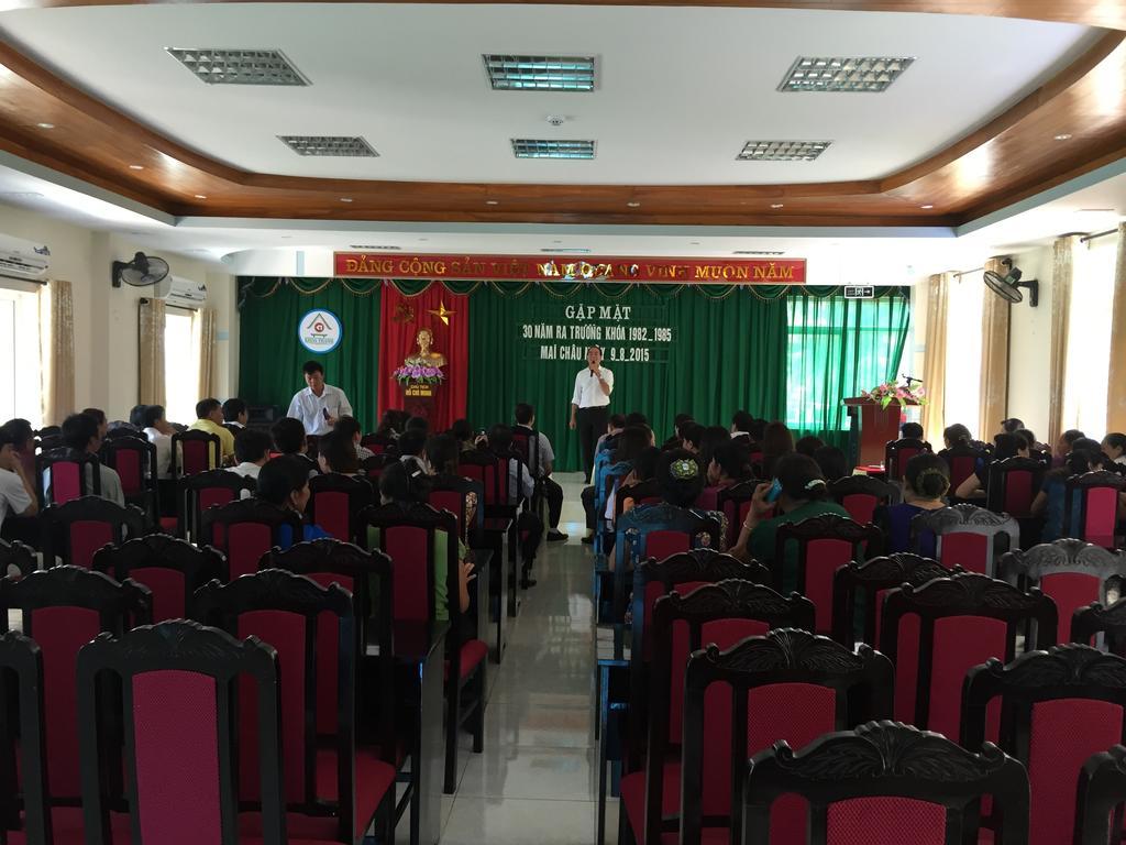 Khoa Thanh Hotel Hòa Bình エクステリア 写真