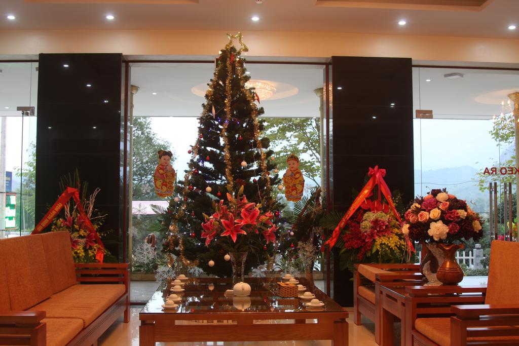 Khoa Thanh Hotel Hòa Bình 部屋 写真