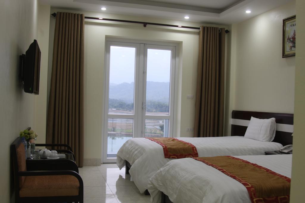 Khoa Thanh Hotel Hòa Bình 部屋 写真