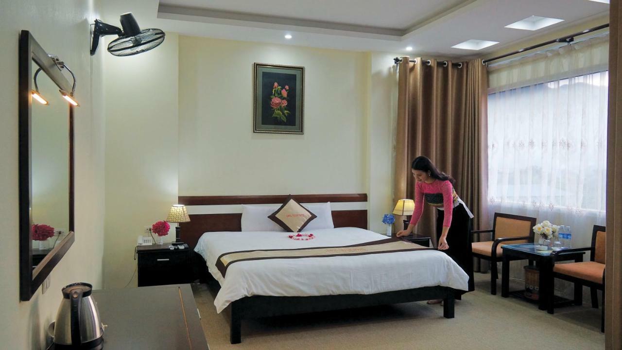 Khoa Thanh Hotel Hòa Bình エクステリア 写真