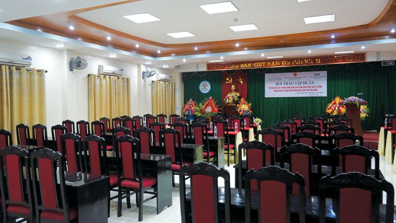 Khoa Thanh Hotel Hòa Bình エクステリア 写真